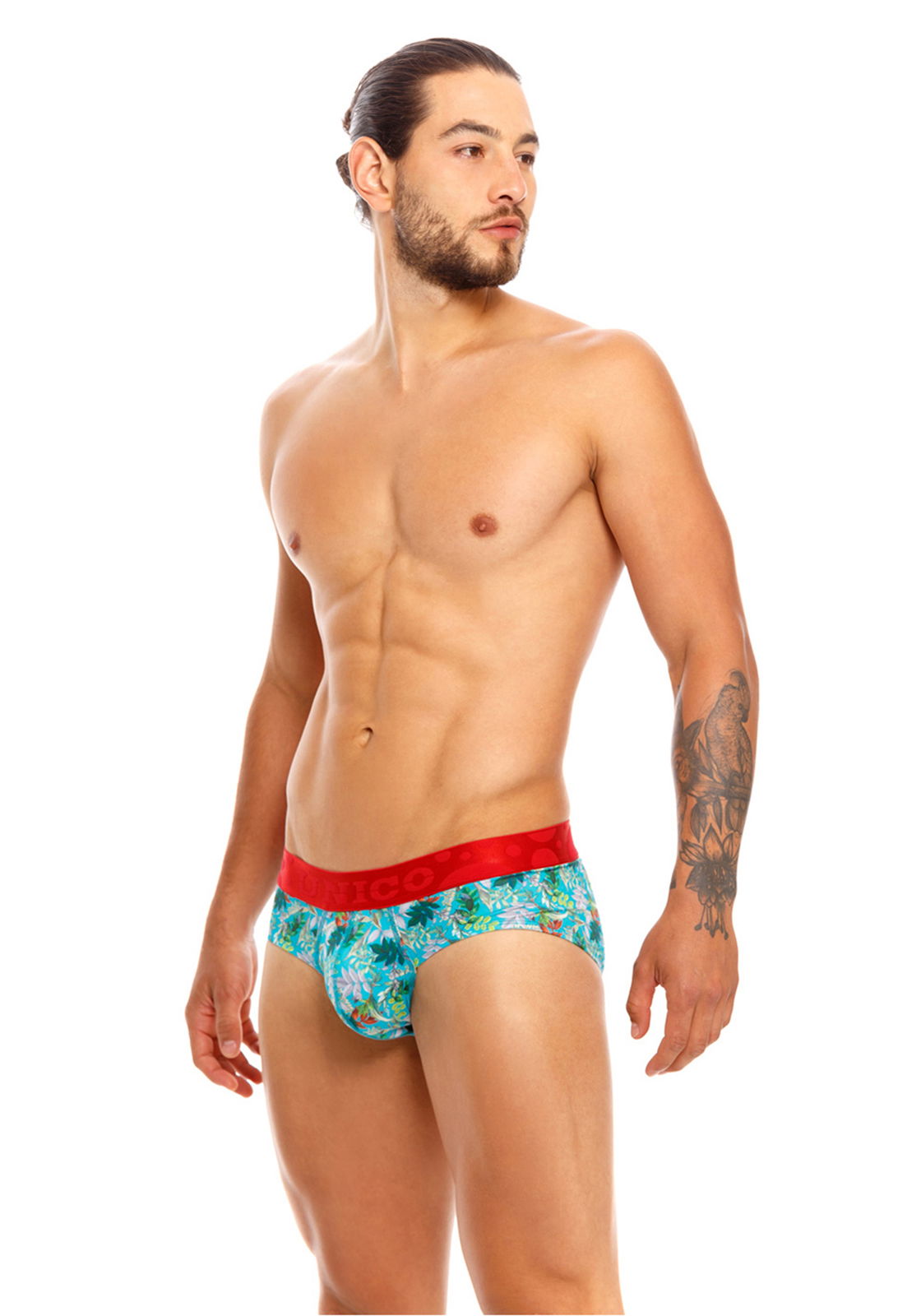 Brunos \ Fashion Sale \ Mundo Único \ Brief Cup Riot