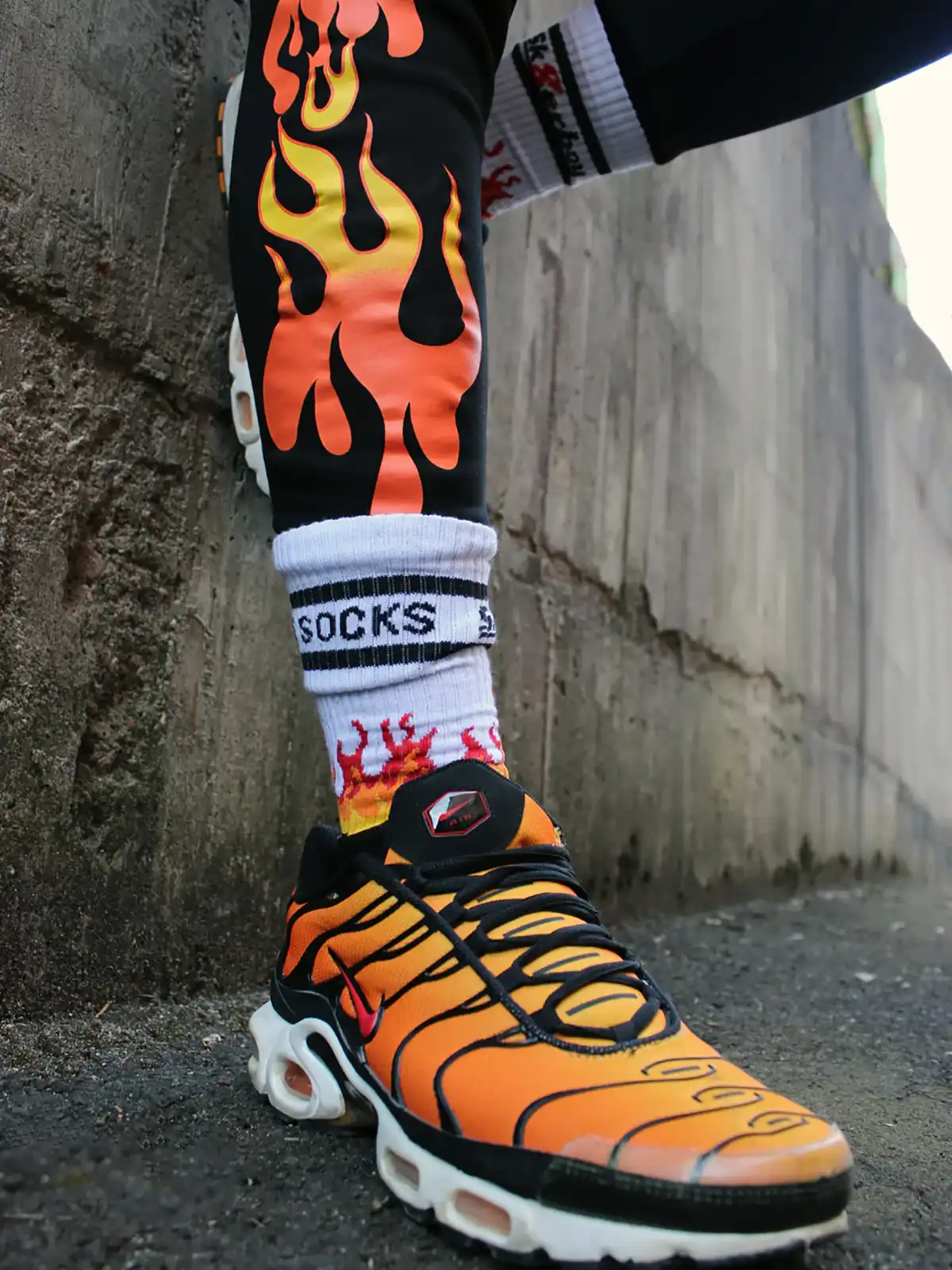 Brunos \  \ Sk8erboy \ HOT Socks | White