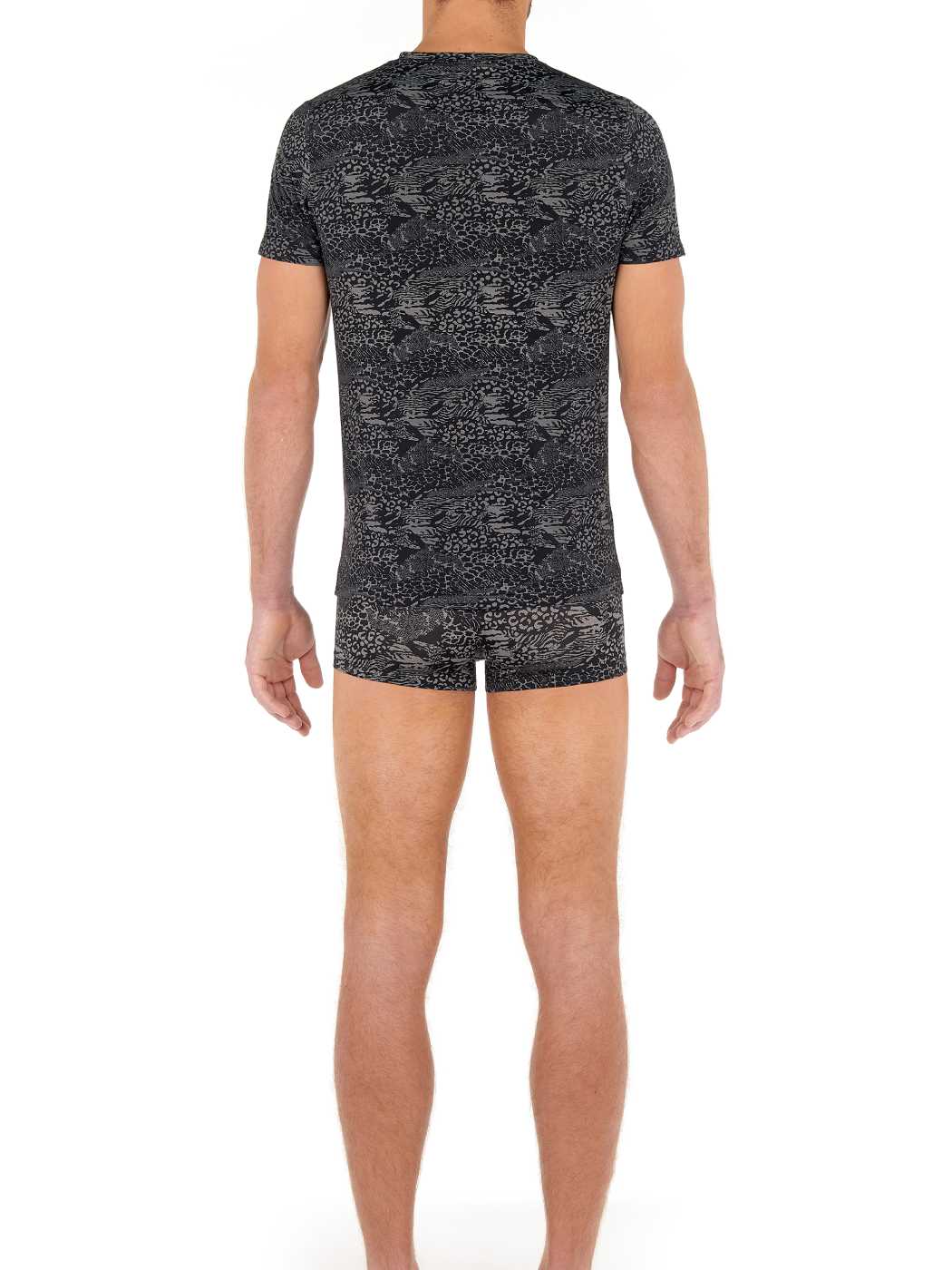 Brunos \ Fashion Sale \ HOM \ Nairobi T-Shirt V-Neck | Black
