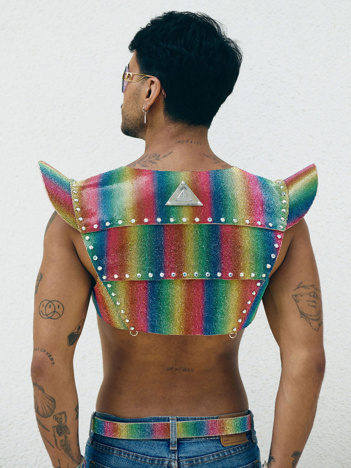 Brunos \ Harnesses \ Lorand Lajos \ Pagoda Jacket Crystal | Rainbow