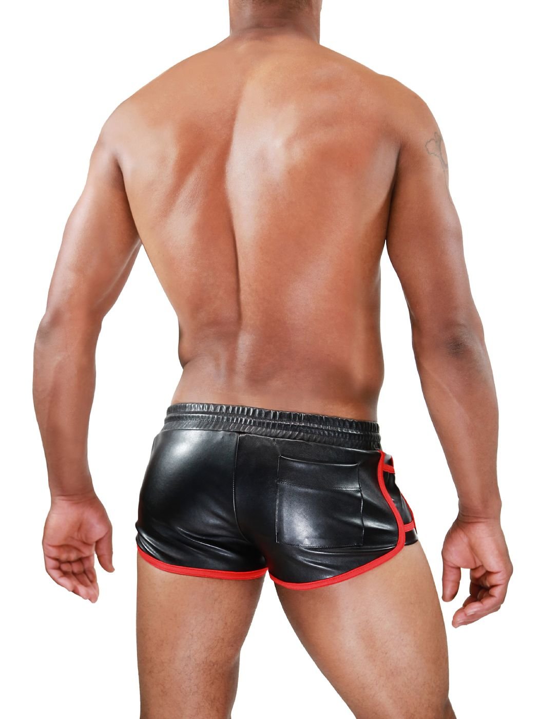 Cruise Delux Shorts | Black/Red