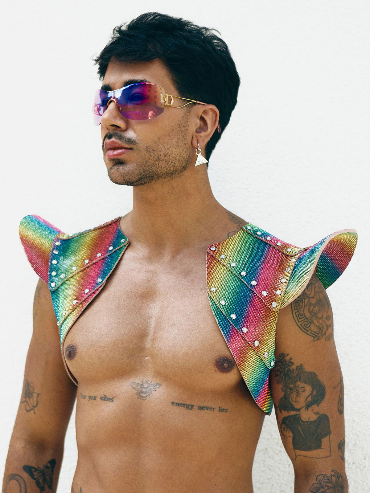 Brunos \ Harnesses \ Lorand Lajos \ Pagoda Jacket Crystal | Rainbow