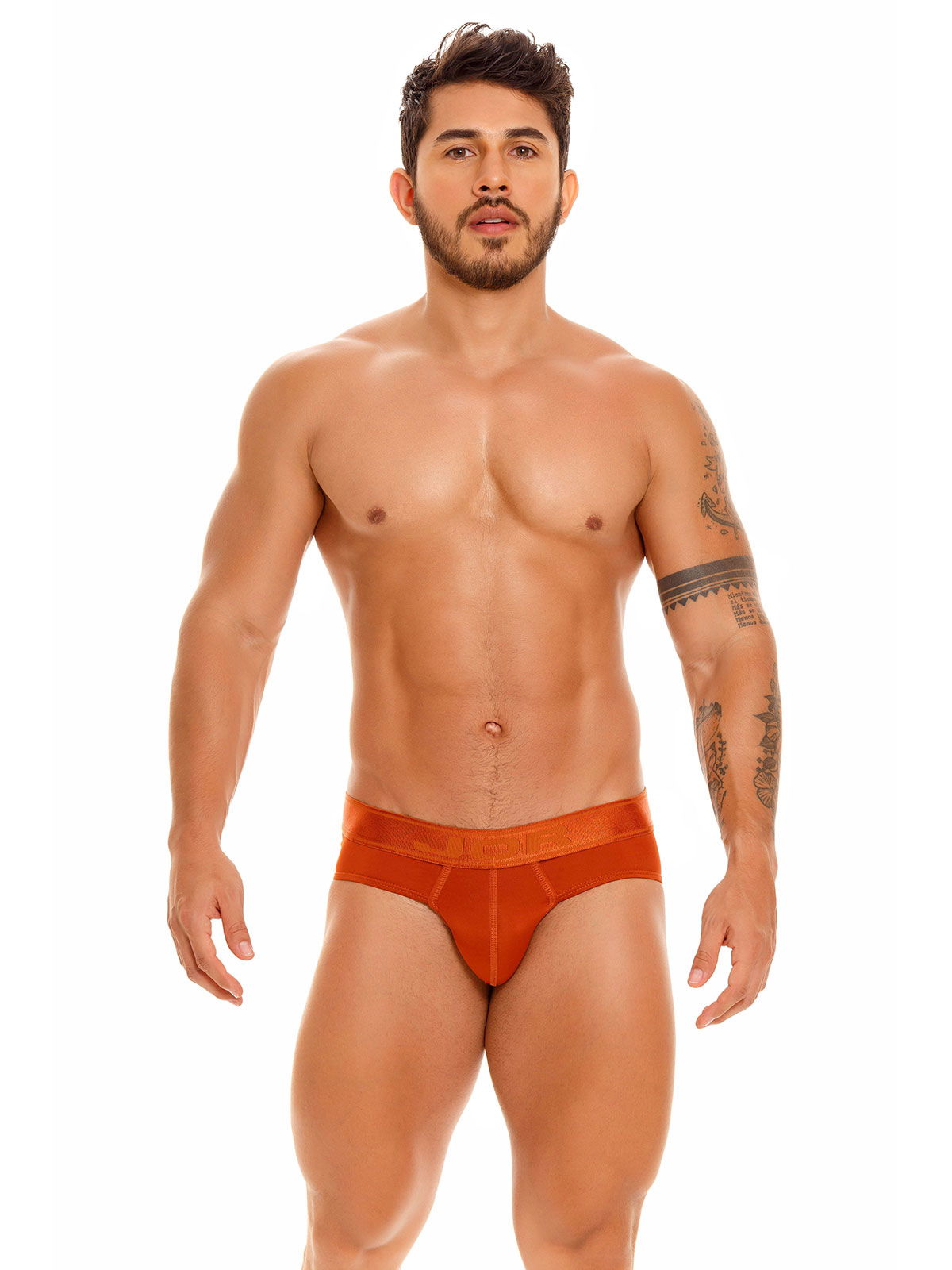 Brunos \ JOR \  \ Brief Element | Terracotta