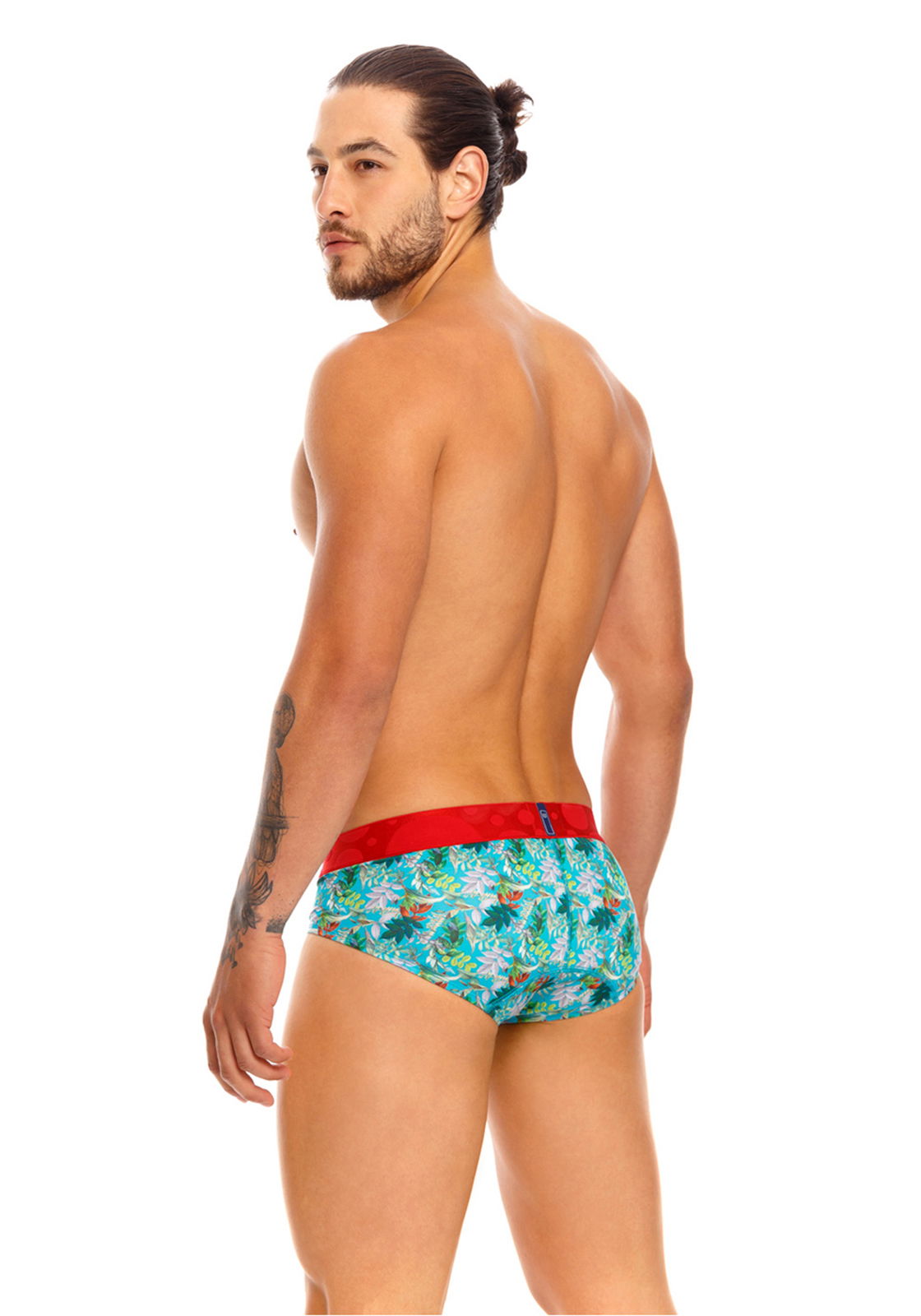 Brunos \ Fashion Sale \ Mundo Único \ Brief Cup Riot
