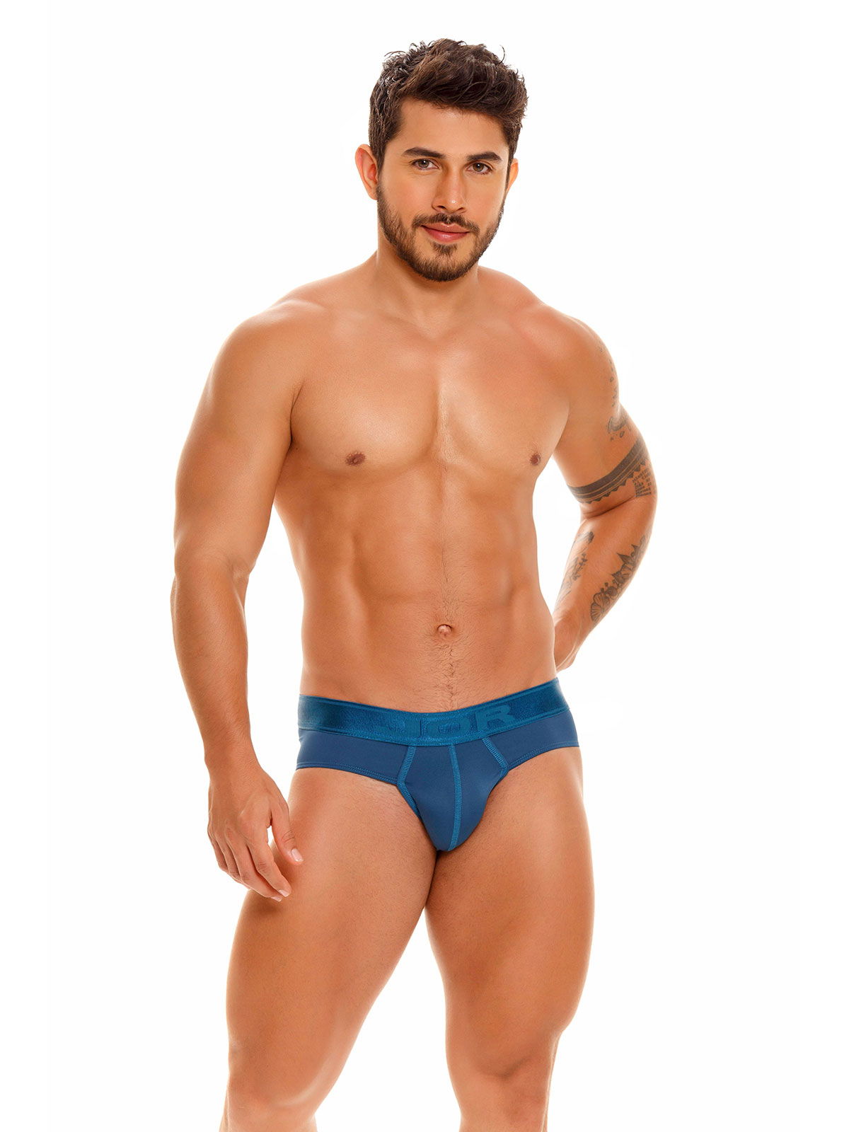 Brunos \ JOR \ JOR \ Brief Element | Petrol