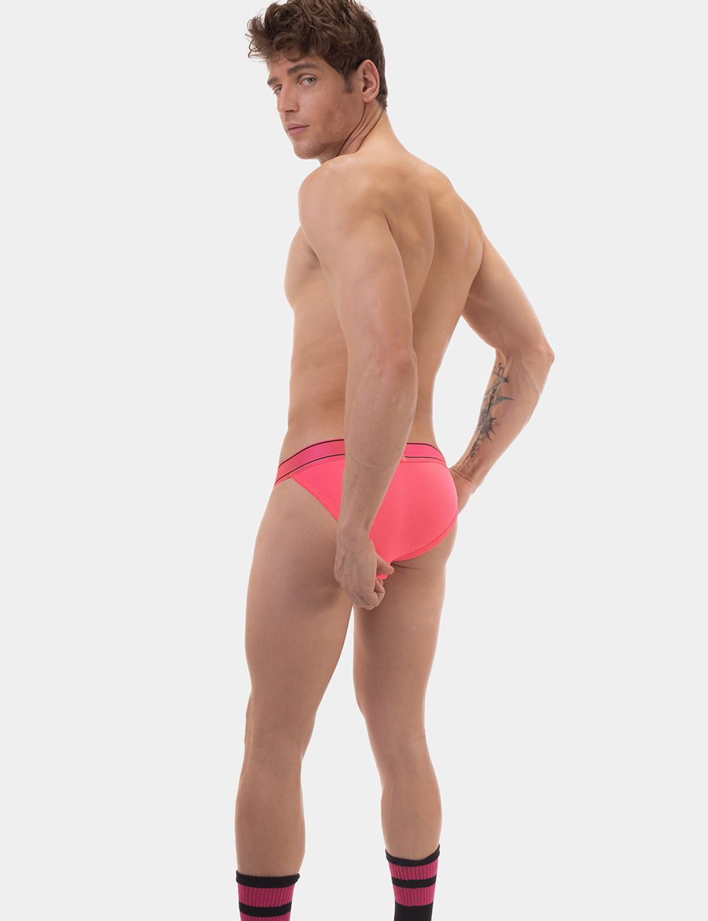 Brunos \ Briefs | Slips \ Barcode Berlin \ Barcode Berlin Brief Tjure | Neonpink 